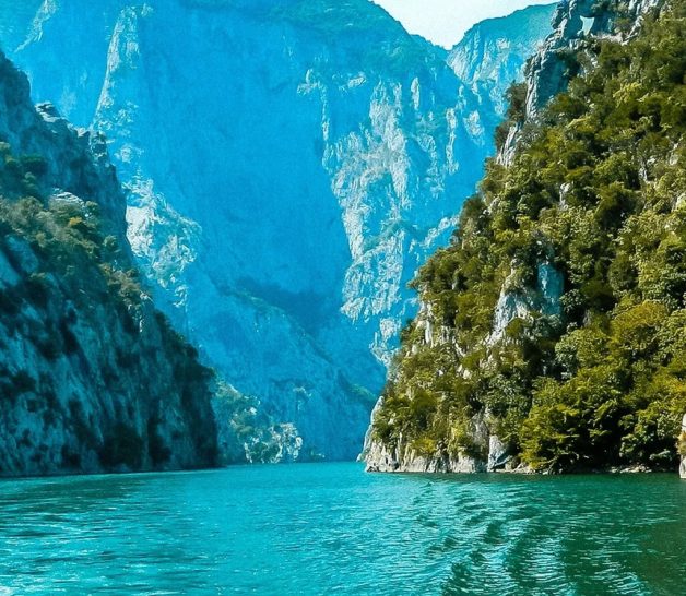 Explore the Beauty of Koman