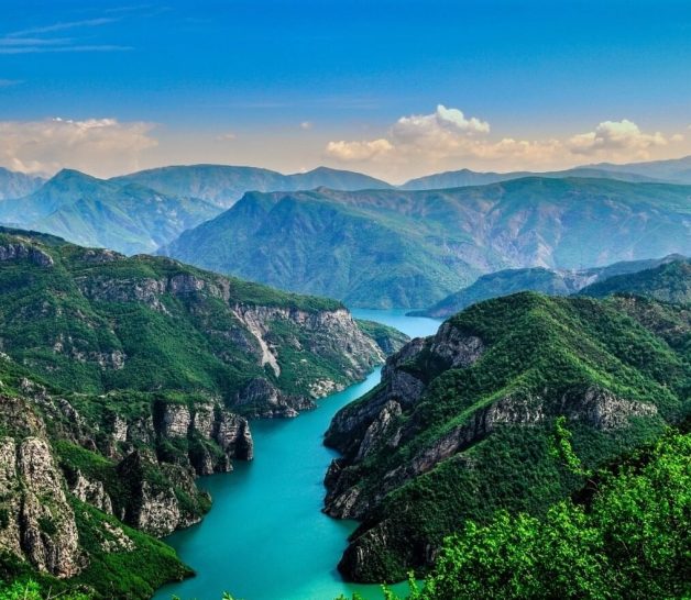 Komani Lake